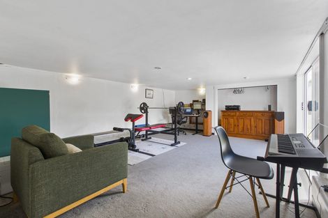 Photo of property in 19 Brook Street, Milford, Auckland, 0620