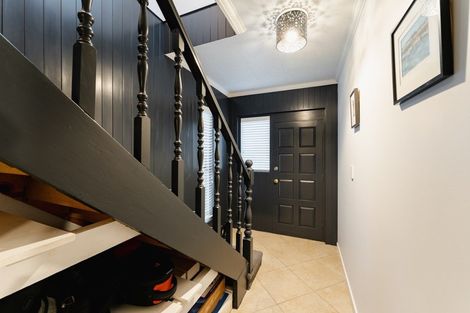 Photo of property in 8 Cove Street, Roseneath, Port Chalmers, 9023