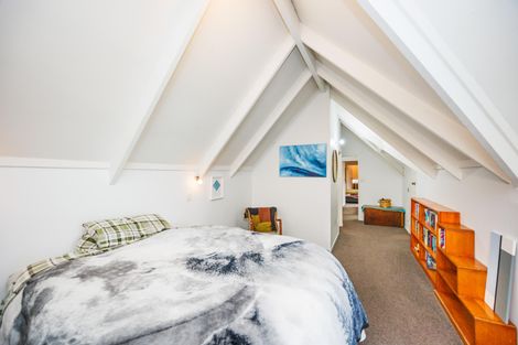 Photo of property in 570 Featherston Street, Roslyn, Palmerston North, 4414