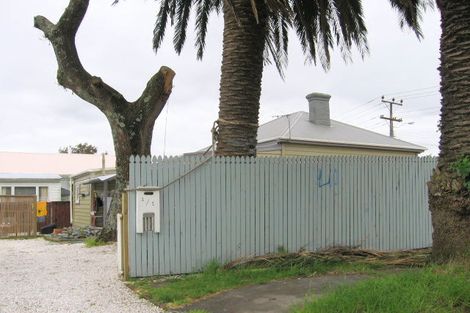 Photo of property in 1/1 Palm Court Drive, Glen Eden, Auckland, 0602