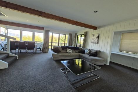 Photo of property in 16 Maxwell Place, Queenstown, 9300