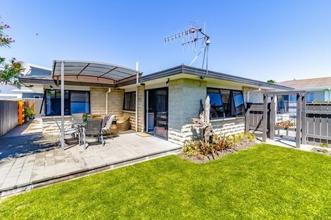 Photo of property in 87a Meeanee Road, Taradale, Napier, 4112
