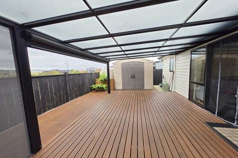 Photo of property in 15 Kahui Parade, Karaka, Papakura, 2113