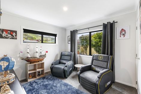 Photo of property in 124 Main Road, Waikanae, 5036