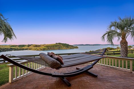 Photo of property in 212 Whitmore Road, Tawharanui Peninsula, Warkworth, 0986