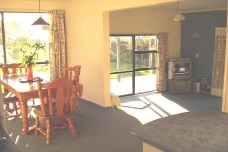 Photo of property in 36a Medina Crescent, Parklands, Christchurch, 8083