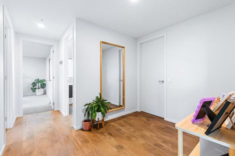 Photo of property in 5 Glendas Way, Acacia Bay, Taupo, 3385