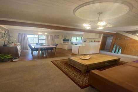 Photo of property in 3/76 Kaurilands Road, Titirangi, Auckland, 0604