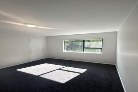 Photo of property in 7 Vera Road, Te Atatu South, Auckland, 0610