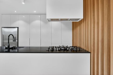 Photo of property in 1/517 Beach Road, Murrays Bay, Auckland, 0630