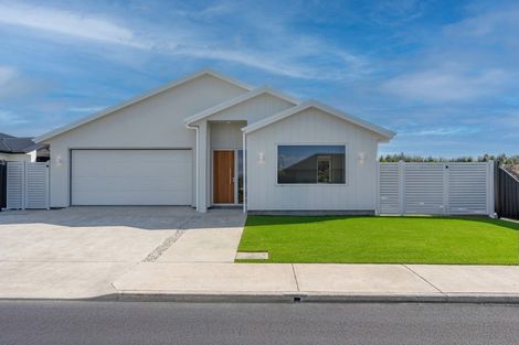 Photo of property in 17 Arihi Crescent, Frimley, 4120