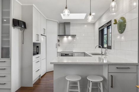Photo of property in 7a Iwa-iti Street, Waitara, 4320