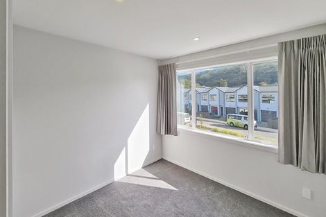 Photo of property in 15 Kamana Way, Kenepuru, Porirua, 5022