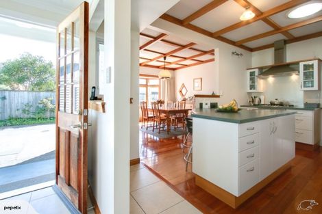 Photo of property in 6 Mckenzie Avenue, Marewa, Napier, 4110