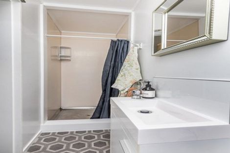 Photo of property in 2 Adventure Drive, Whitby, Porirua, 5024