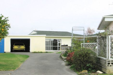 Photo of property in 2/47 Lyttelton Crescent, Tamatea, Napier, 4112
