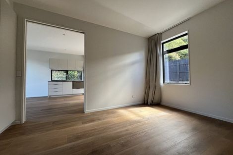 Photo of property in 1 Tanera Crescent, Brooklyn, Wellington, 6021