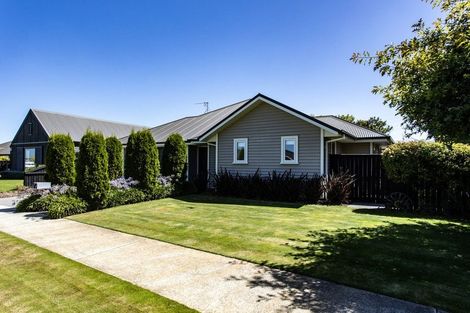 Photo of property in 9 Huntingdon Drive, Rangiora, 7400