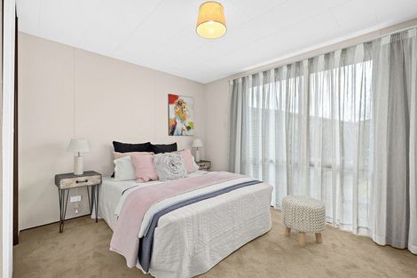 Photo of property in 7 Starforth Place, Henderson, Auckland, 0612