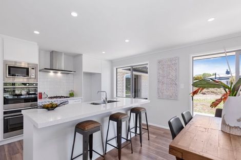 Photo of property in 17 Downer Access Road, Kaukapakapa, 0873