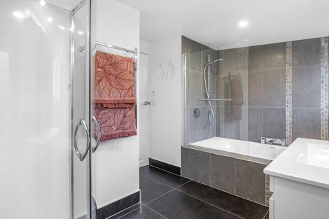 Photo of property in 110 Main South Road, Green Island, Dunedin, 9018