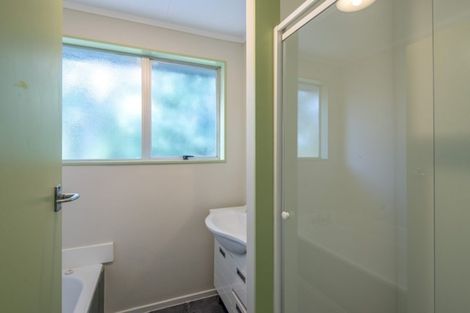 Photo of property in 20 Temuera Street, Otaki, 5512