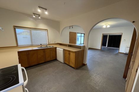 Photo of property in 155 Clyde Road, Burnside, Christchurch, 8053