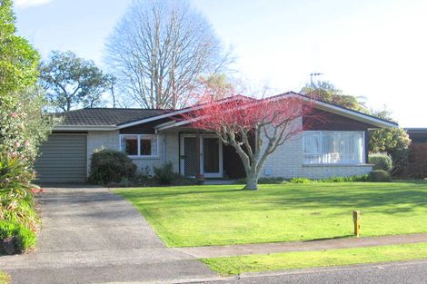 Photo of property in 13 Mcinnes Place, Queenwood, Hamilton, 3210