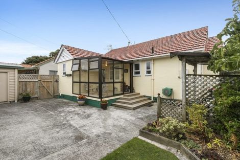 Photo of property in 18 Jutland Street, Waterloo, Lower Hutt, 5011