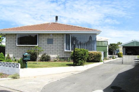 Photo of property in 18 Kalmia Place, Kaiapoi, 7630