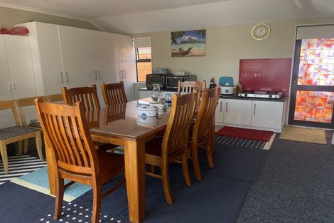 Photo of property in 12 Exotic Place, Massey, Auckland, 0614