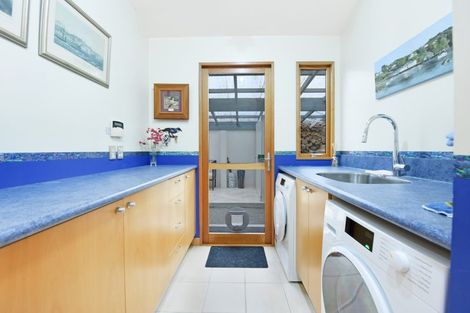 Photo of property in 18 Iwa Street, Mapua, 7005
