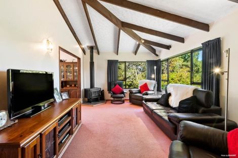 Photo of property in 44 Hiwihau Place, Glenfield, Auckland, 0629