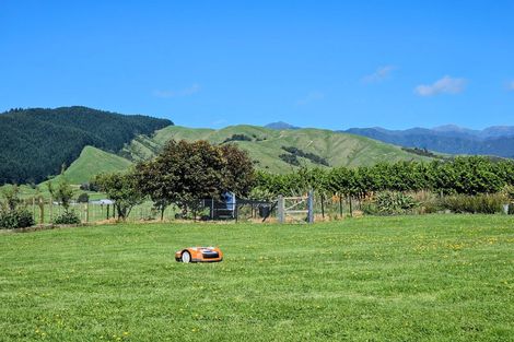 Photo of property in 33 Oriwa Lane, Levin, 5571