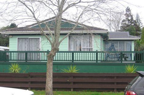 Photo of property in 13 Lipton Grove, Opaheke, Papakura, 2113