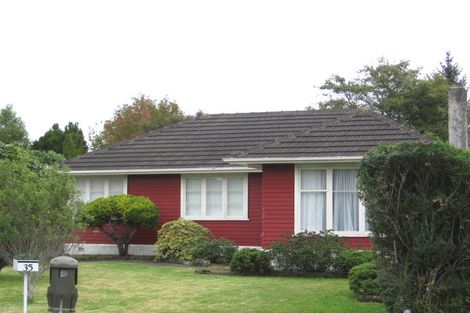 Photo of property in 35 Te Kanawa Crescent, Henderson, Auckland, 0610