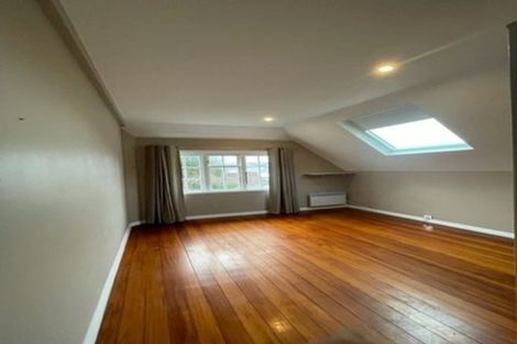 Photo of property in 185a Sutherland Road, Lyall Bay, Wellington, 6022