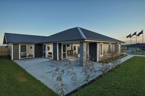 Photo of property in 25 Colombo Road, Waiuku, 2123