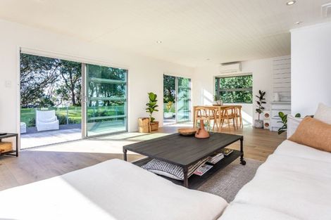 Photo of property in 113 Moana Anu Anu Avenue, Whangamata, 3620