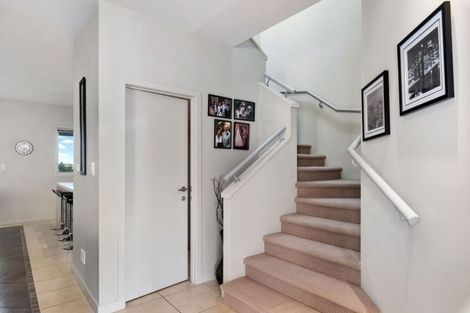 Photo of property in Point Ridge, 130 Gills Road, Albany Heights, Auckland, 0632