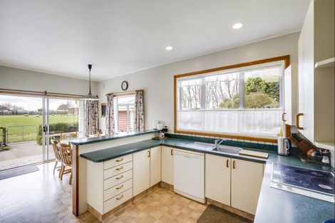 Photo of property in 39 Farndon Road, Clive, 4102