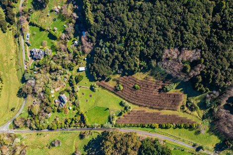 Photo of property in 9 Harmans Track, Little River, 7591