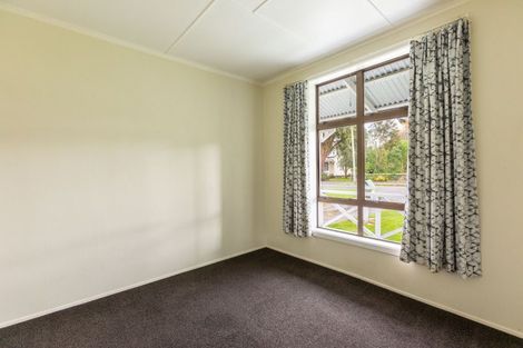 Photo of property in 12 Ormond Street, Woodville, 4920
