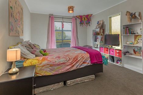 Photo of property in 112 High Street, Waipawa, 4210