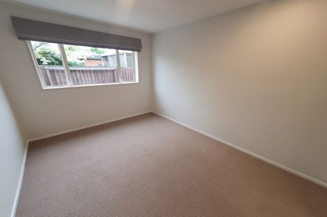 Photo of property in 28 Derenzy Place, Avonhead, Christchurch, 8042
