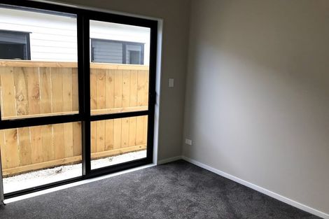 Photo of property in 1 Sapwood Crescent, Takanini, 2110