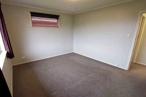 Photo of property in 112 Edgewater Drive, Pakuranga, Auckland, 2010