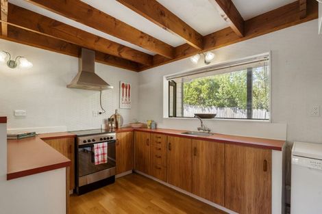 Photo of property in 8a/1 West Lynn Road, Titirangi, Auckland, 0604