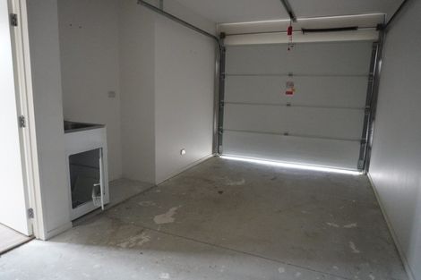Photo of property in 2 Hoia Street, Papakura, 2110