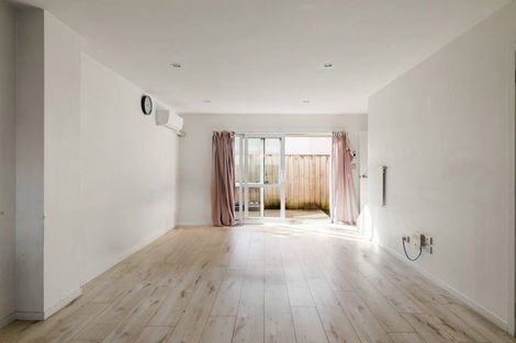 Photo of property in 12u4 Blackburn Street, Frankton, Hamilton, 3204